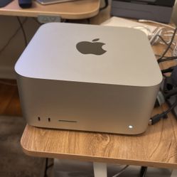 Mac Studio