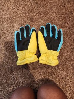 Kids Snow Gloves