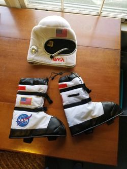 NASA costume Helmet And Boot (Shoe Covers)