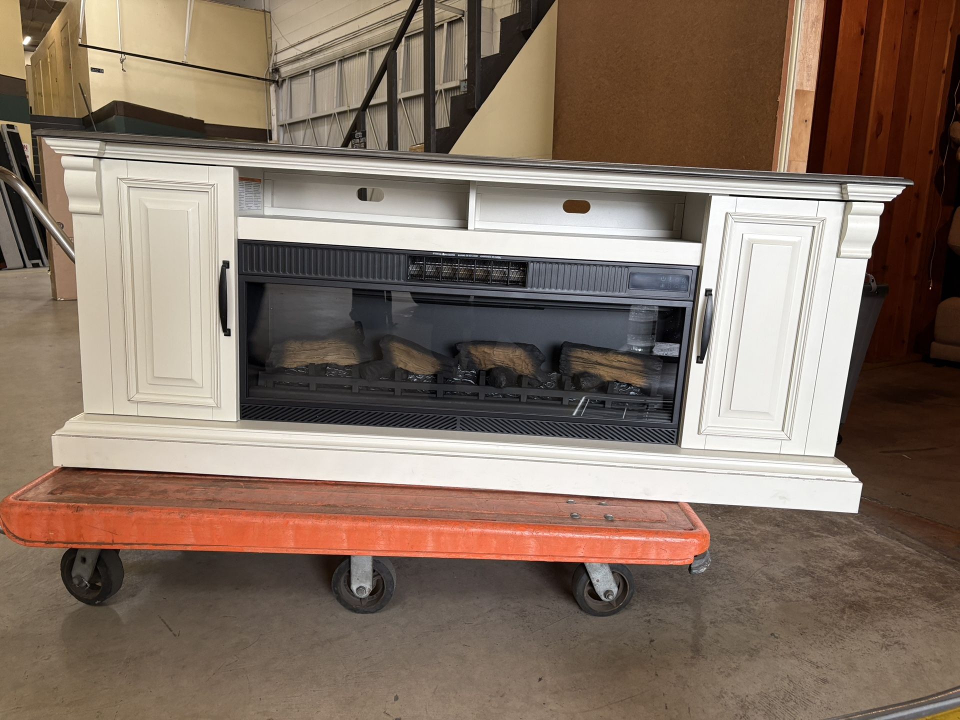 Tresanti Eloise Console with ClassicFlame CoolGlow 2-in-1 Electric Fireplace and Fan. New