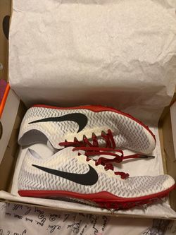 Track shoes