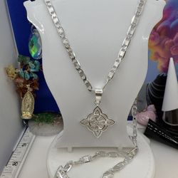 925 Sterling Silver 24” Chain And Pendant High Quality Cadena De Nudo De Brujas 24” Pulgadas Es Larga Solido