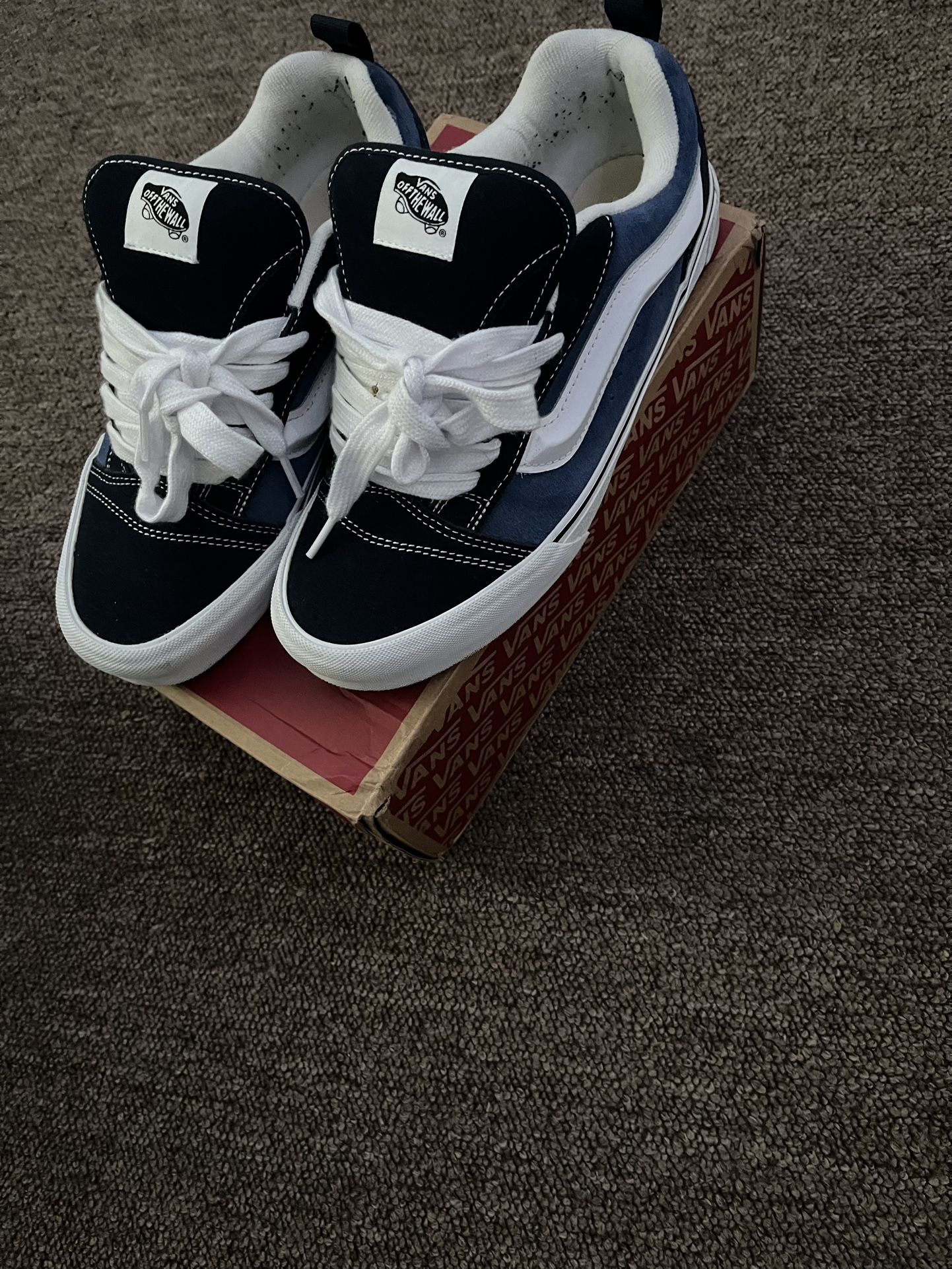 Vans Knu Skool