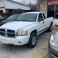 2006 Dodge Dakota 