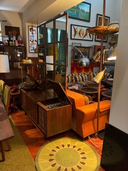 1960s Vintage Mid Century Morse Walnut Stereo Console