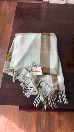 Free scarf, new with tag
