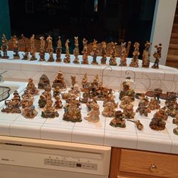 Boyds Bears  Huge Lot Over 800 Pieces