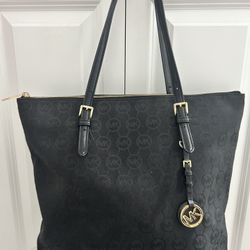 MK Purse