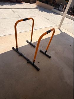 Dip-station for Home Gym
