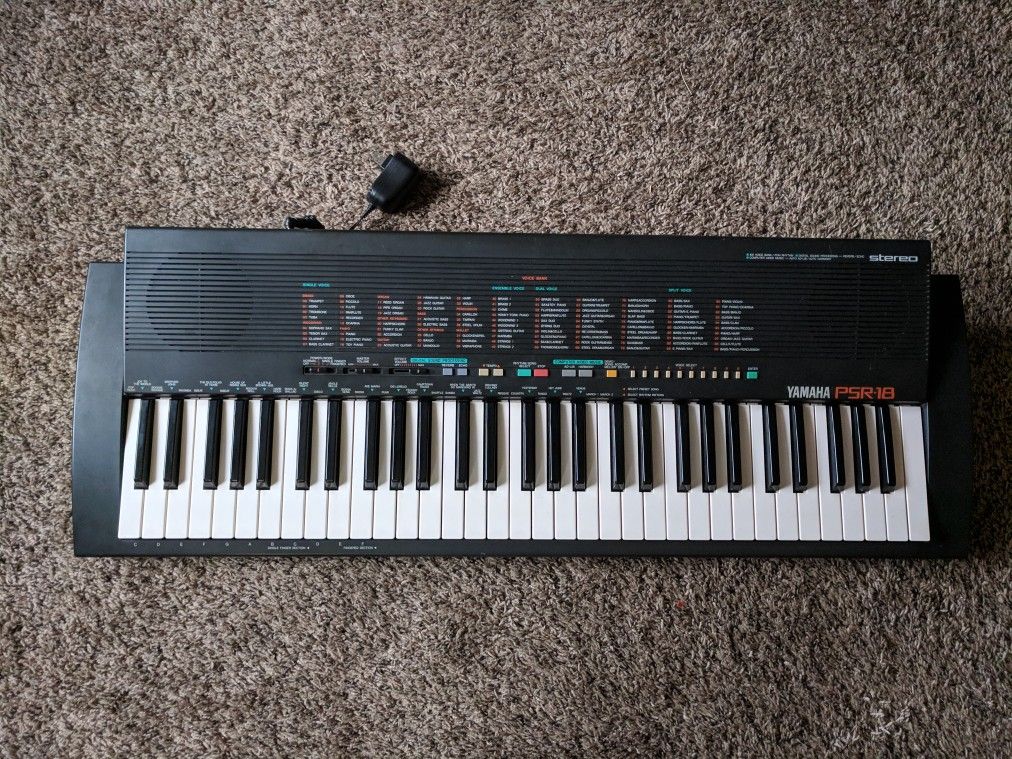 Yamaha PSR-18