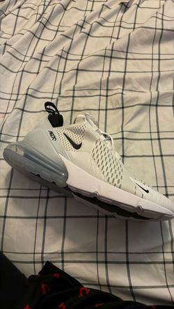 Nike 270s