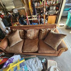 Free Sofa