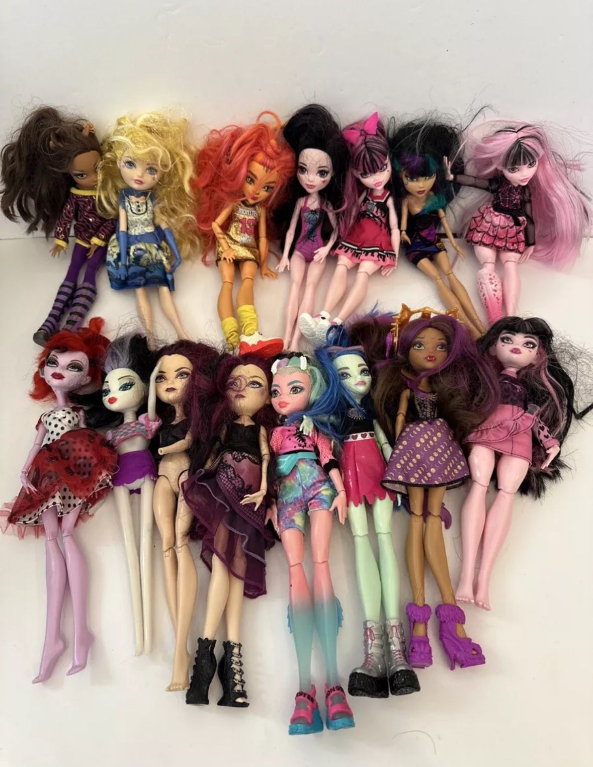 Lot Of 15 Monster High Play Dolls Various Conditions Assorted Generations (NOT SEPARATING)