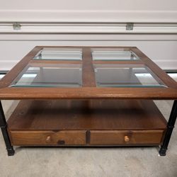 Square (38"x38") Coffee Table