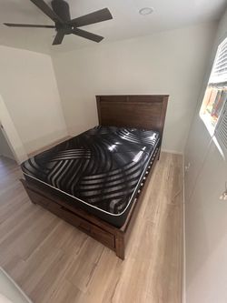 Queen bed
