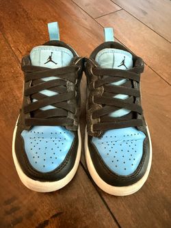 Nike Air Jordan 1 Low Toddler Size 11c University Blue/Black