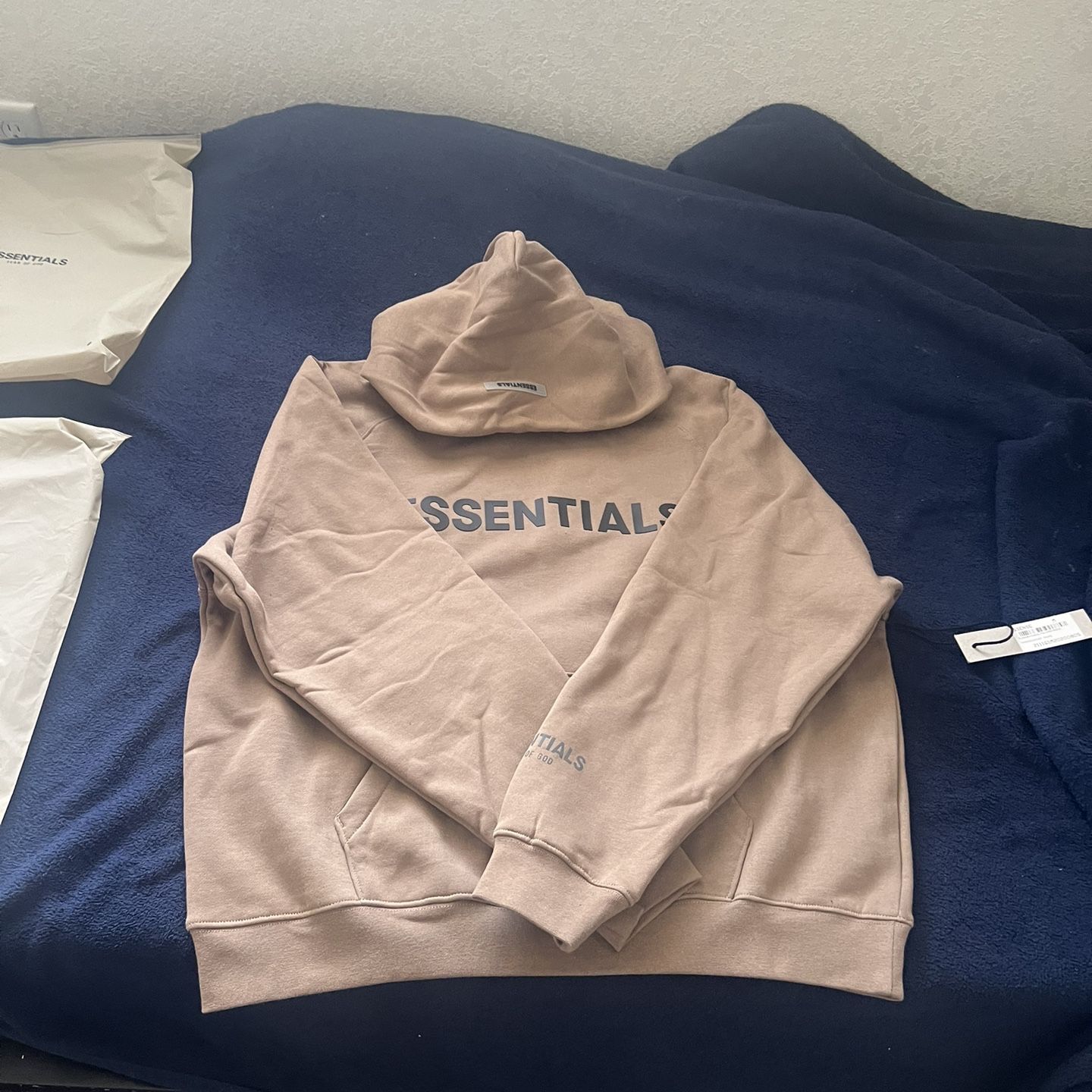 1of1 essentials hoodie 