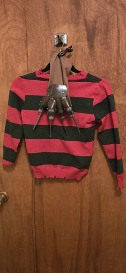 Size 8 Freddy Krueger Sweater And Knive Glove 