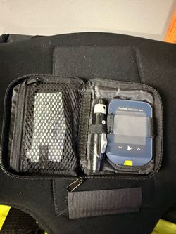 FreeStyle Precision Neo Blood Glucose Meter Kit