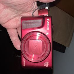 Cannon SX72O HS