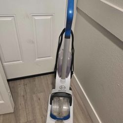 Hoover PowerDash Pet Compact Carpet Cleaner