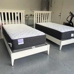 TWIN BEDS x2 Disney Edition 