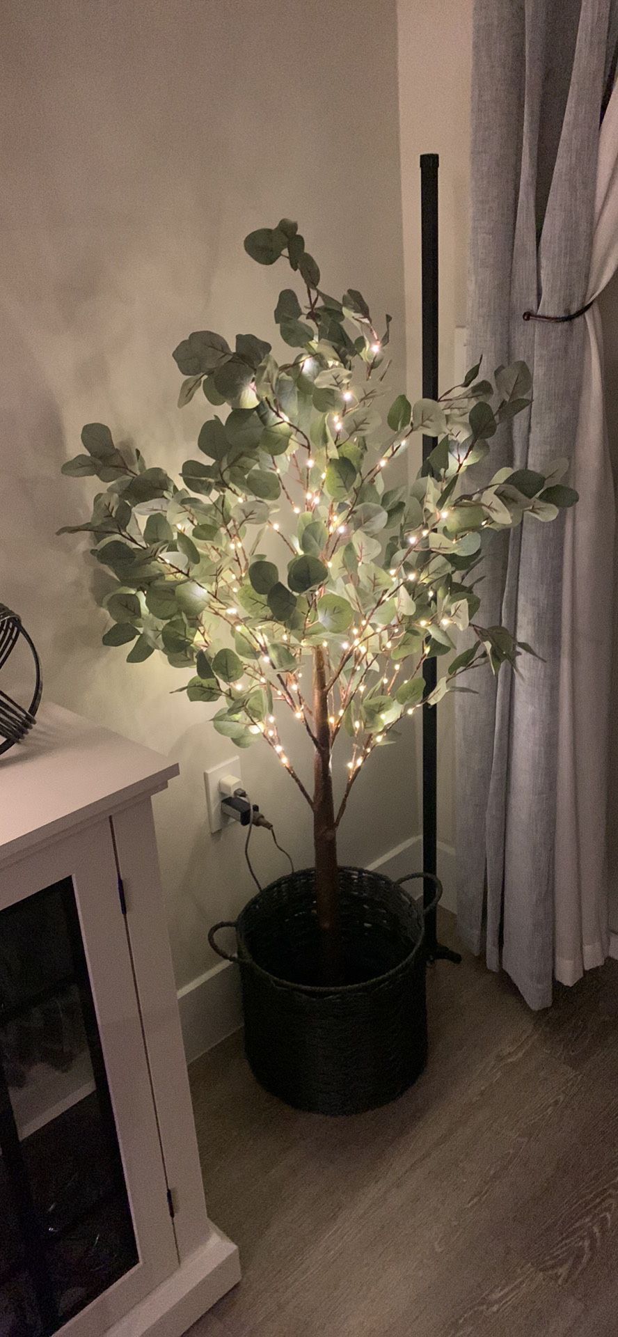 LED fully Lit Faux Tree
