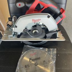 Milwaukee M18 Circular Saw
