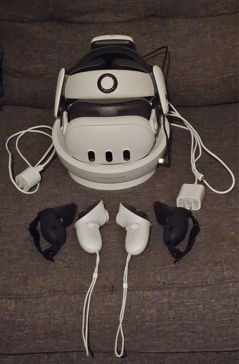 Quest 3 512 Gb + accessories 