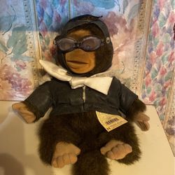 Junior ChimpPuppet, Pilot Created By HoSUNG