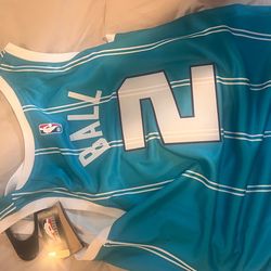 Lamelo ball rookie year jersey