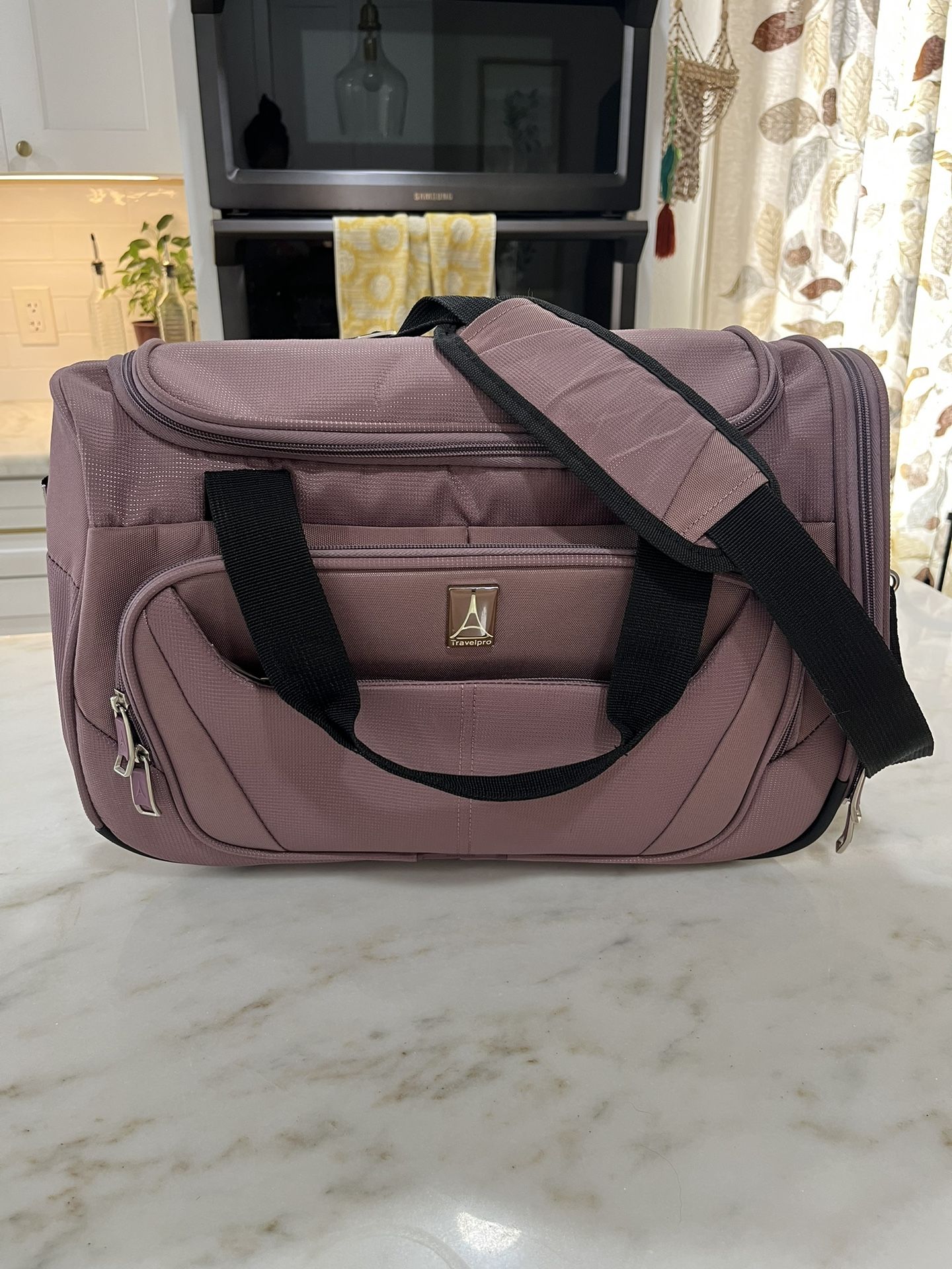 Travelpro Luggage Travel Maxlite 5 Softside Lightweight Underseat Carry-On Travel Tote Overnight Weekender Bag