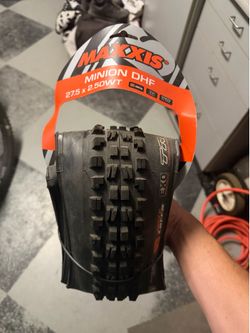 NEW Maxxis Minion DHF 27.5” Mountain Bike Tire