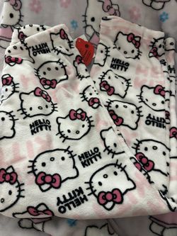 Hello Kitty white pjs 