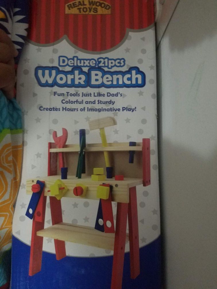 Dulex 21 piece work bench toy for kids