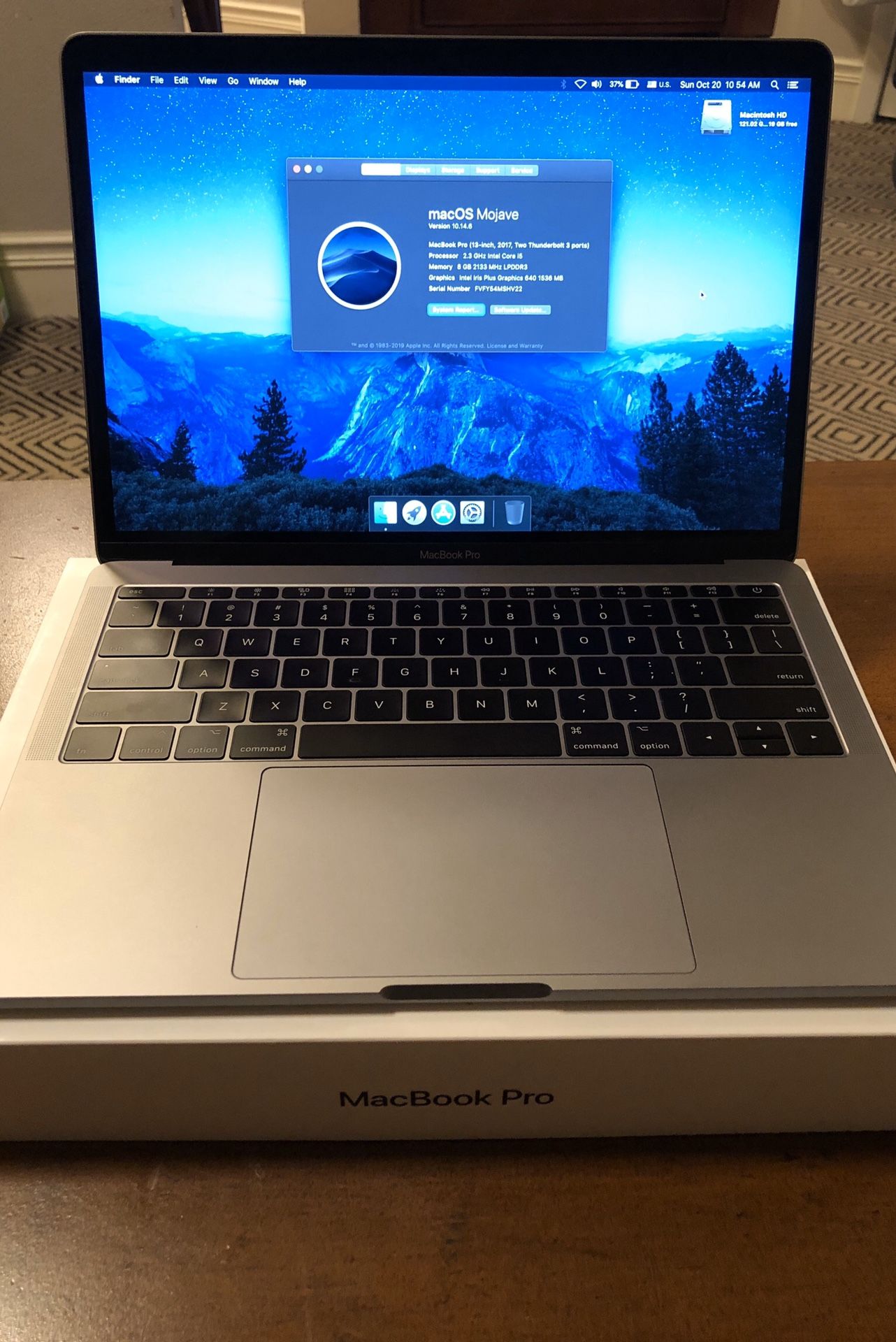 Apple 🍏 MacBook Pro 💻 13 inch screen (2017 model)