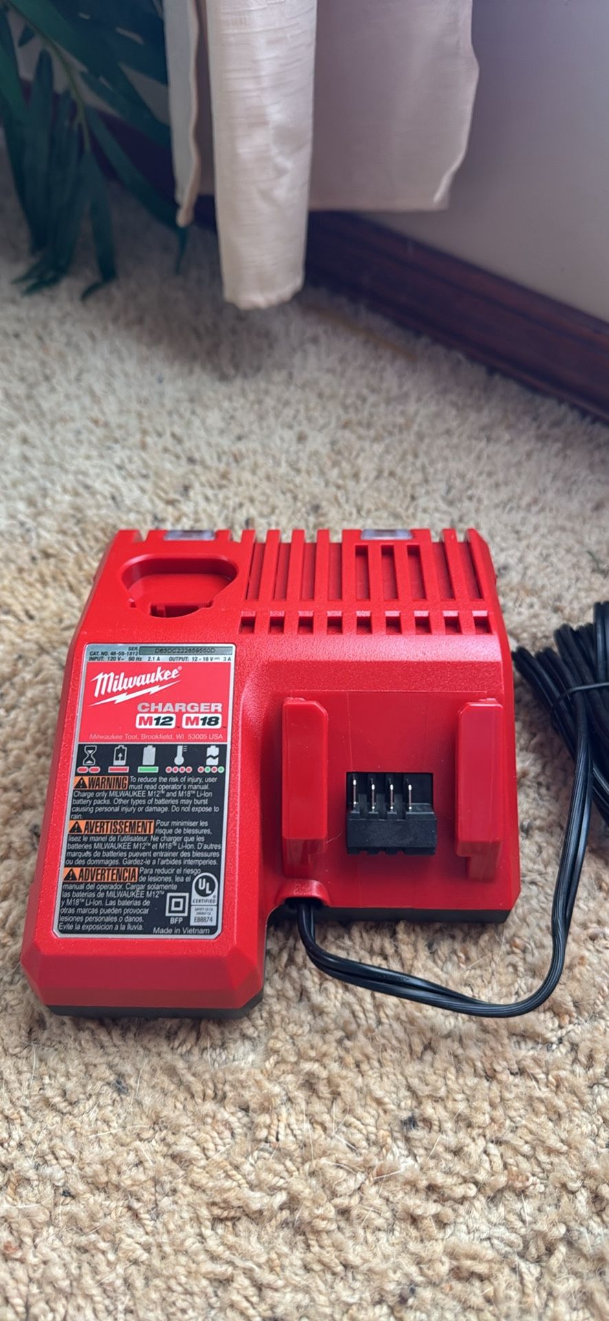 M12/M18 Charger