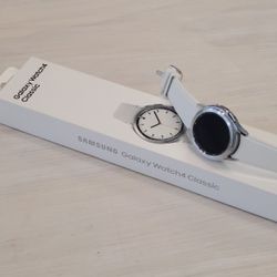 Samsung Galaxy Watch 4 Smartwatch - Buy it in full or $1 Down Today Only