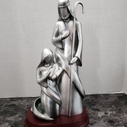 Silver Tone Statue Of Joseph & Mary W/ Child
