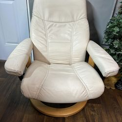 Ekornes Stressless Leather Recliner