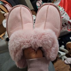 Size 5 Girls Slippers
