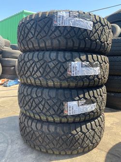 P235/75/R15 Set of 4 Brand new tires