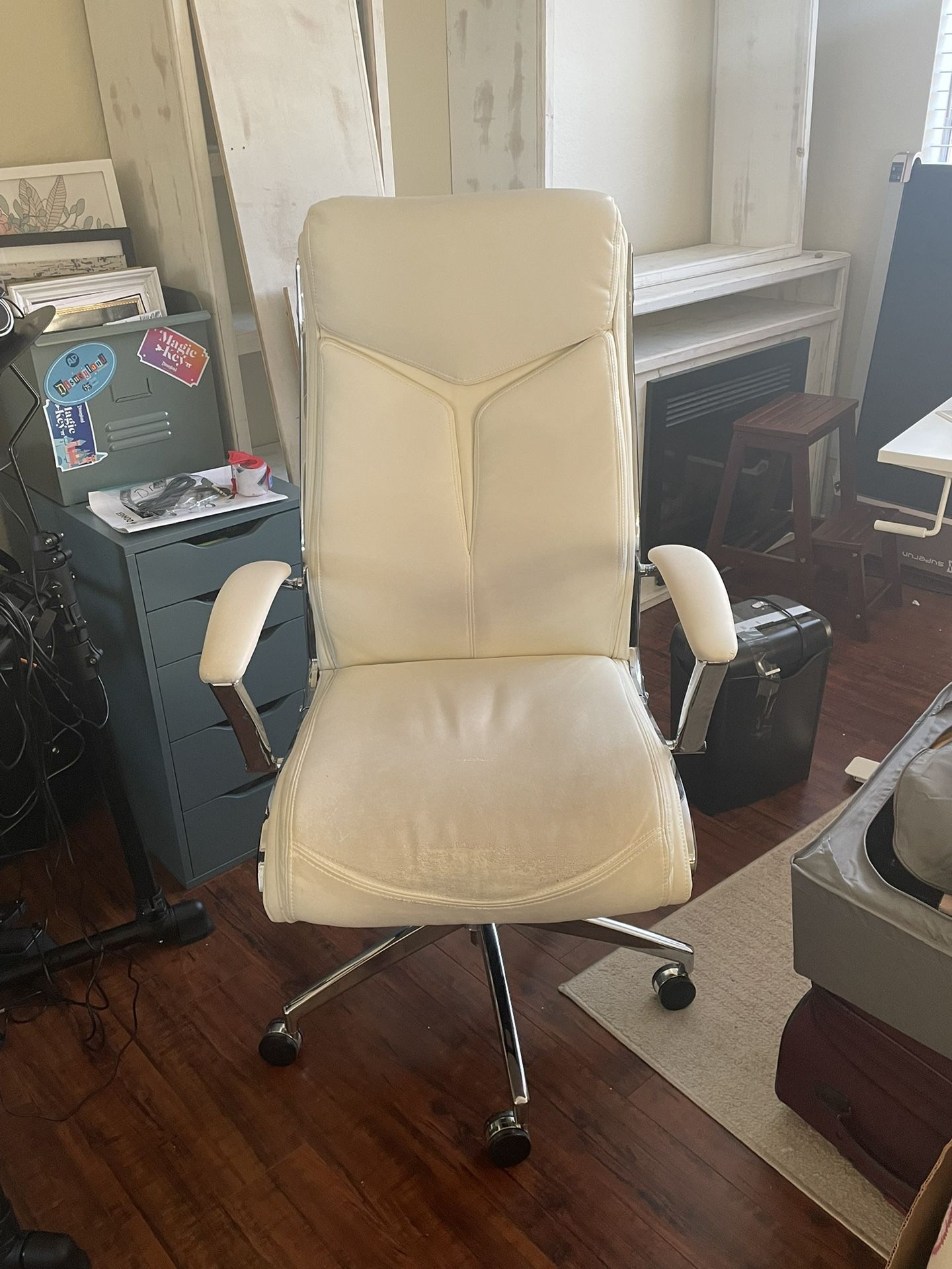 White Leather Desk  Chair, Some Wear But Good Condition 