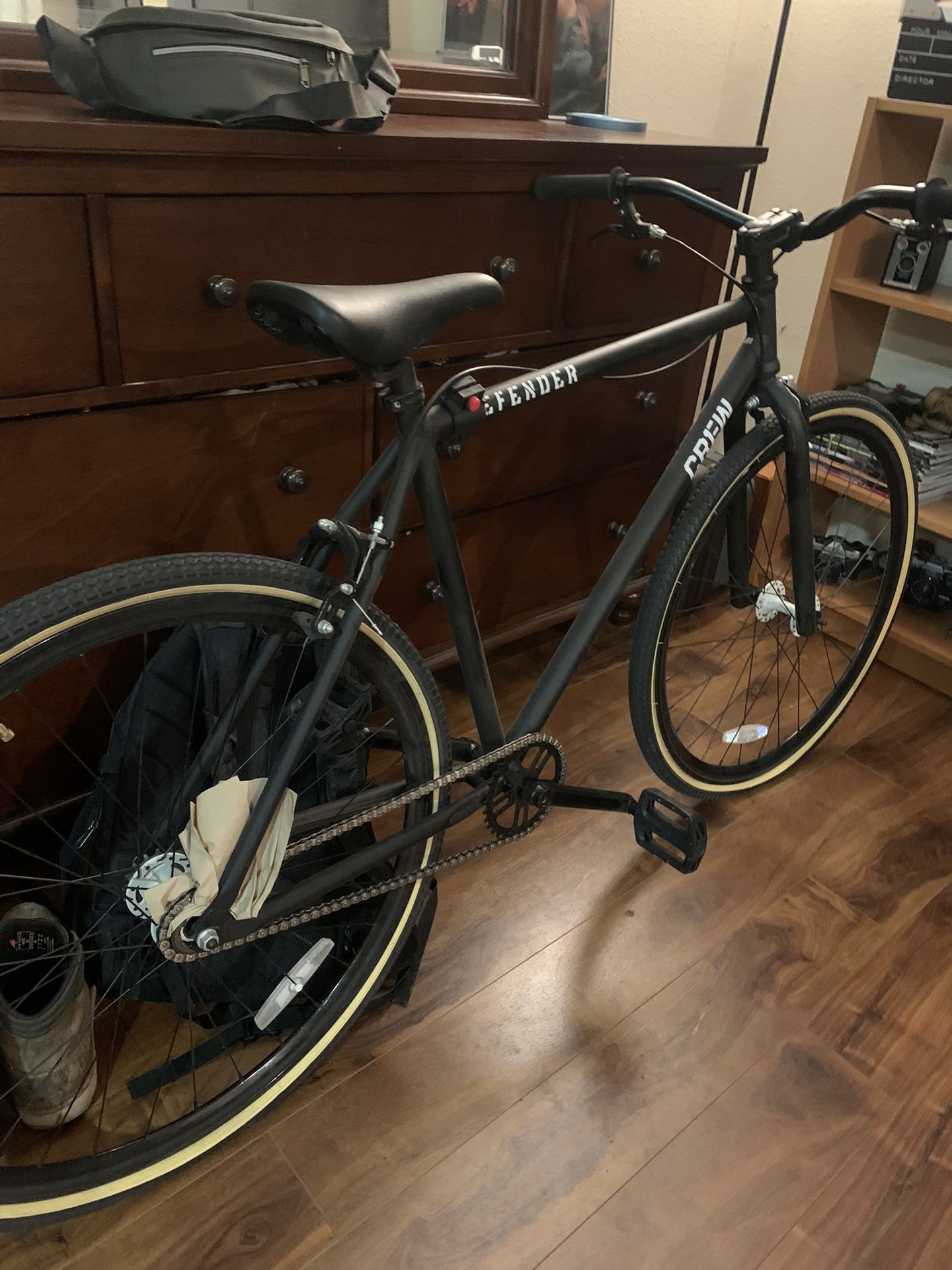Crew Defender Bike