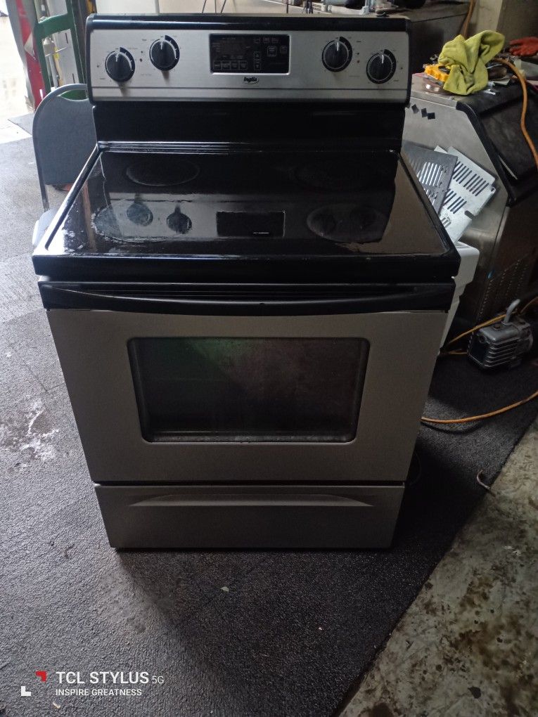 Stove Electric Whirlpool Like New Everything Is And Good Working Conditions 3 Months Warranty Delivery And Install