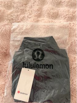 LULULEMON ~ Black ~ Size 6 ~ Cropped