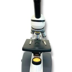 Omano OM136C - Student Compound Microscope - 40x to 400x