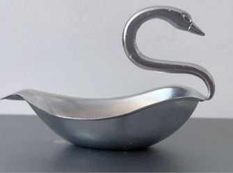 Vintage Hong Kong Silver Tone Swan Dish