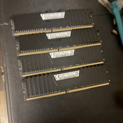 128gb Corsair Vengeance DDR4 
