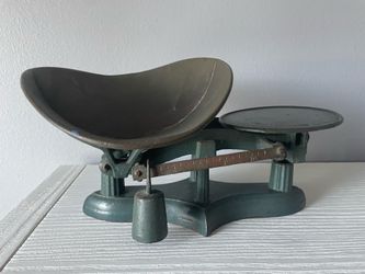 Old vintage scale $30